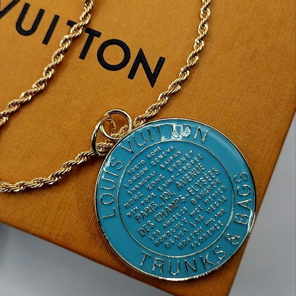 Authentic Large Louis Vuitton Charm Trunks & Bags Aqua - Picture 5 of 7